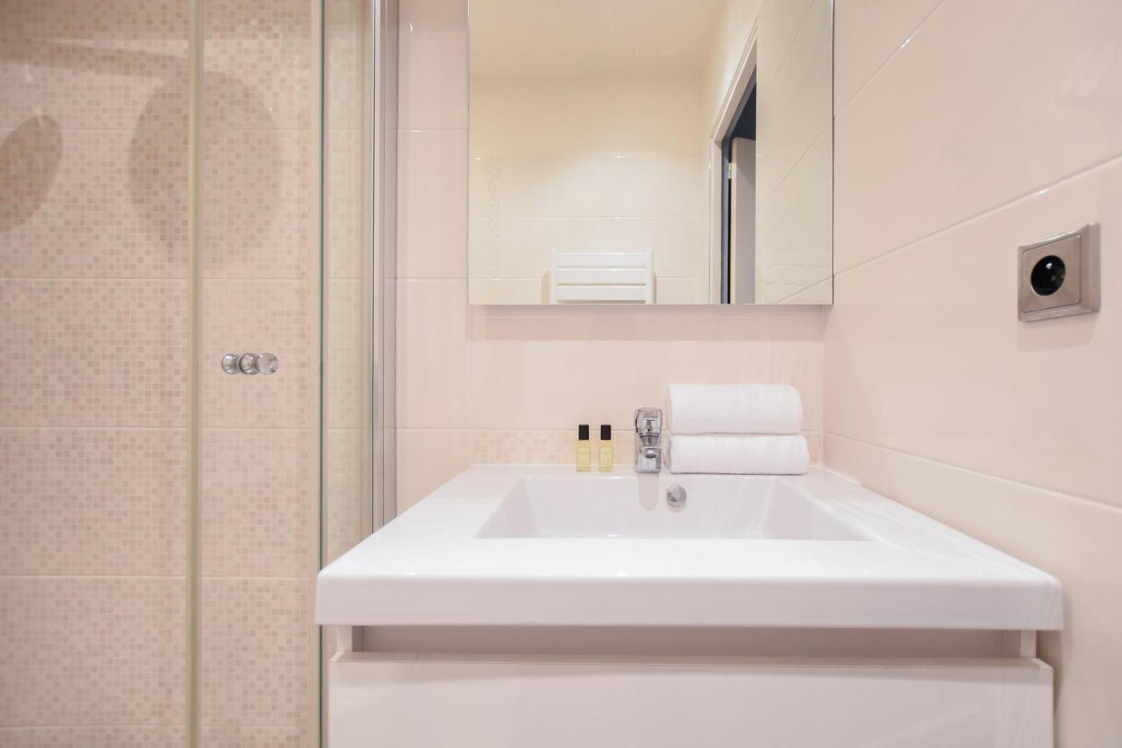 Guestready - Fantastic Apt In Epinettes For 4! Paris Eksteriør billede